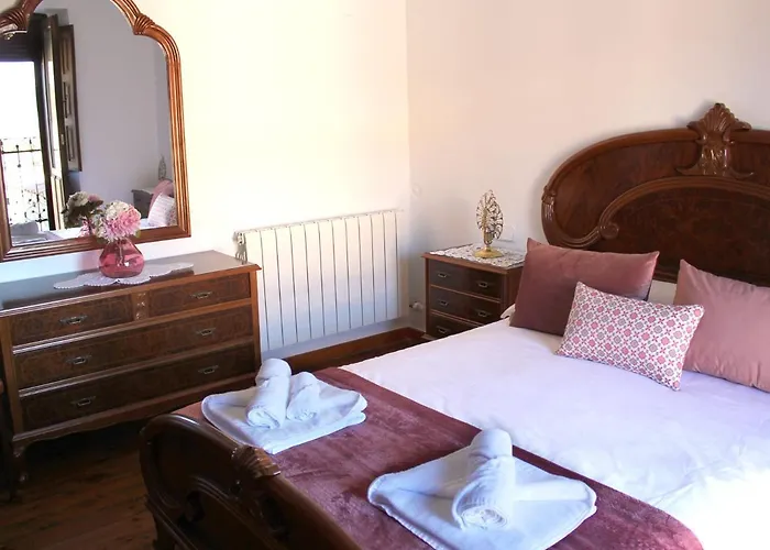 Casa Fuente Salada - *